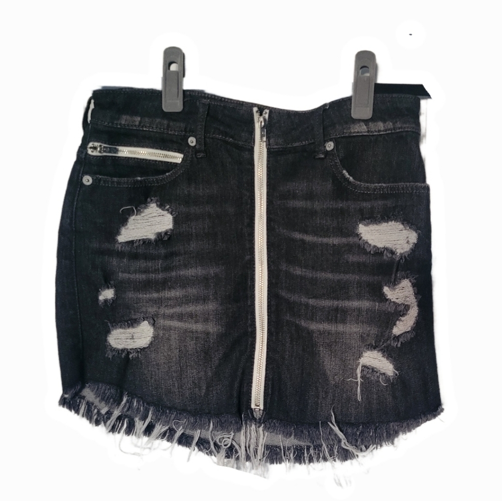TRUE RELIGION Blk Denim mini skirt